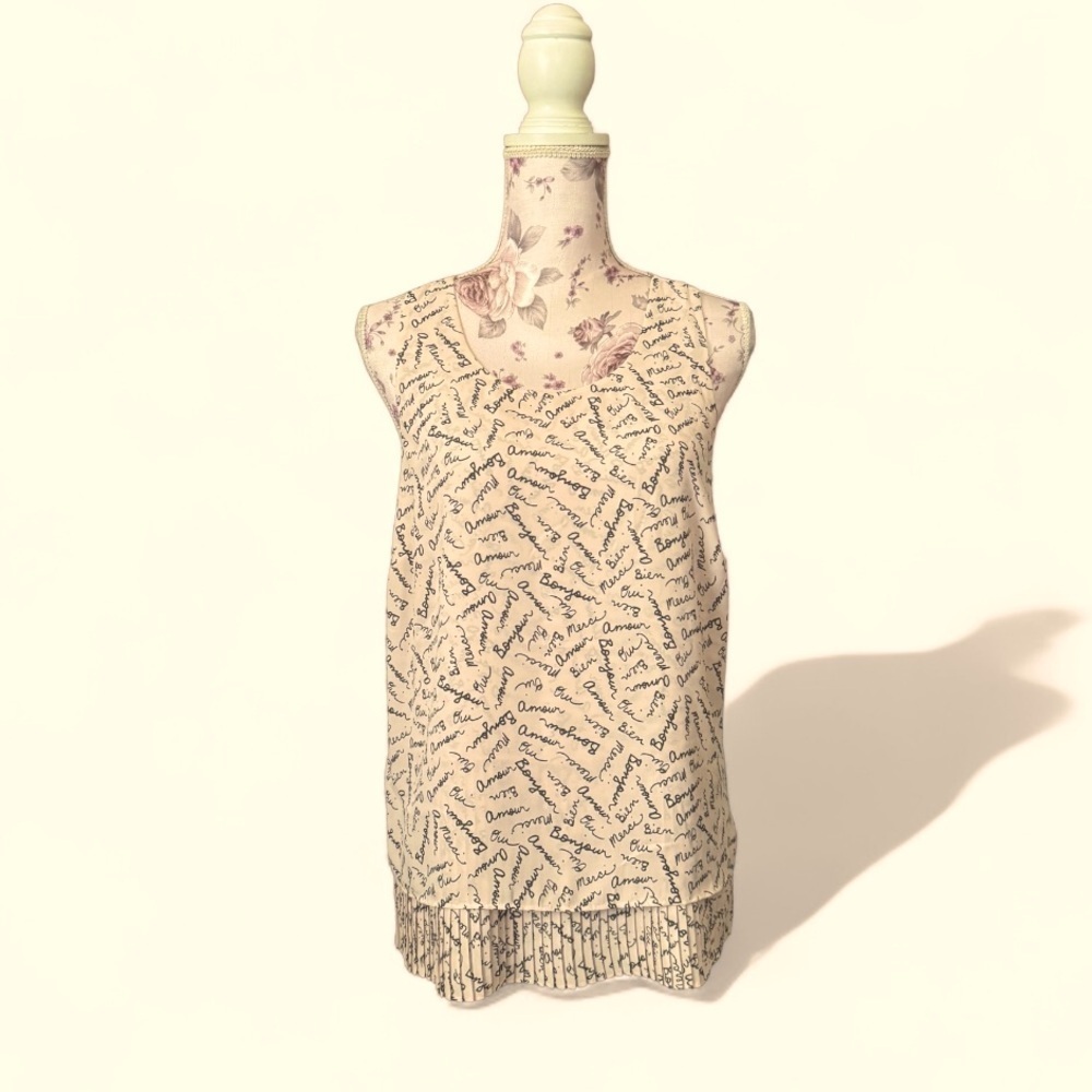 Banana Republic Printed Pleated Blouse